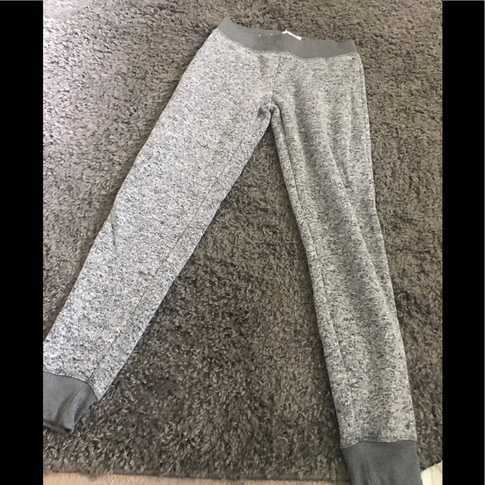 Woman’s cozy Kohl’s SO Joggers